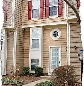 1589 Woodcrest Dr Reston, VA