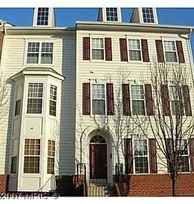 1597 Leeds Castle Dr #201 Vienna, VA 22182