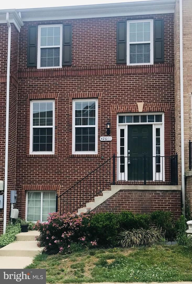 42688 Tunstall Ter Ashburn, VA 20147