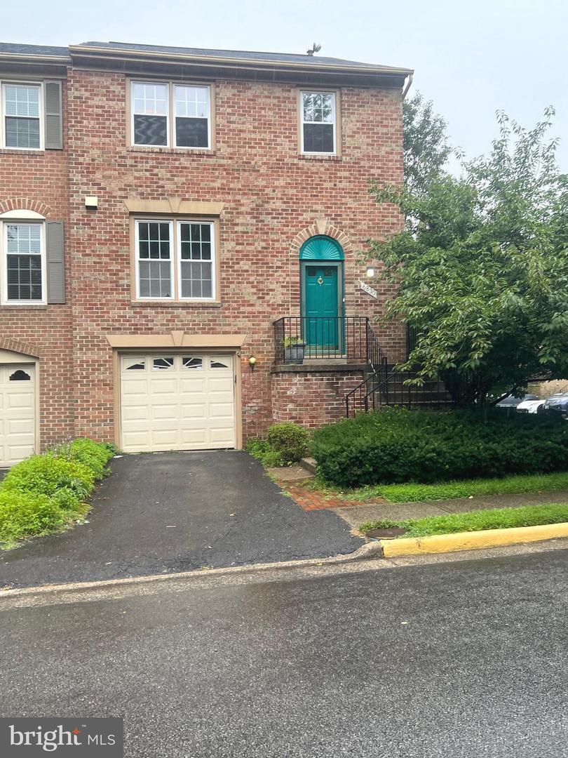 6830 Wild Rose Ct, West Springfield, VA, USA